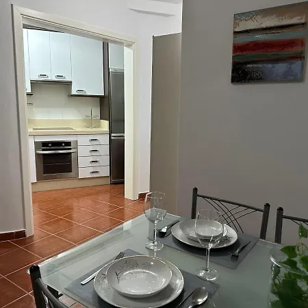 Cruz Centro-free Parking *